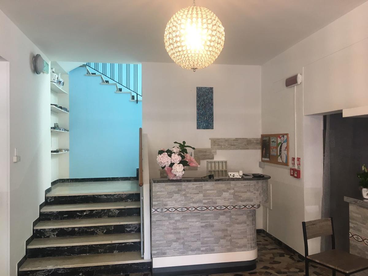 Hotel Rebola ريميني المظهر الخارجي الصورة
